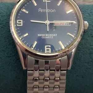 🚫SOLD🚫Armitron Blue Dial Silver Stretch Band Watch.